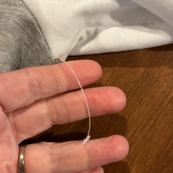 NWOT Walt Disney World Women’s Hooded Sweatshirt Size 1X. - Picture 5 of 7